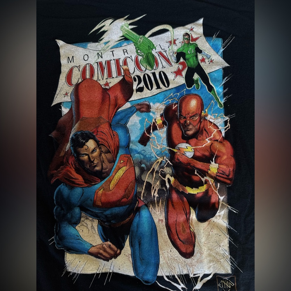 Montreal ComicCon 2010 Superhero T-Shirt